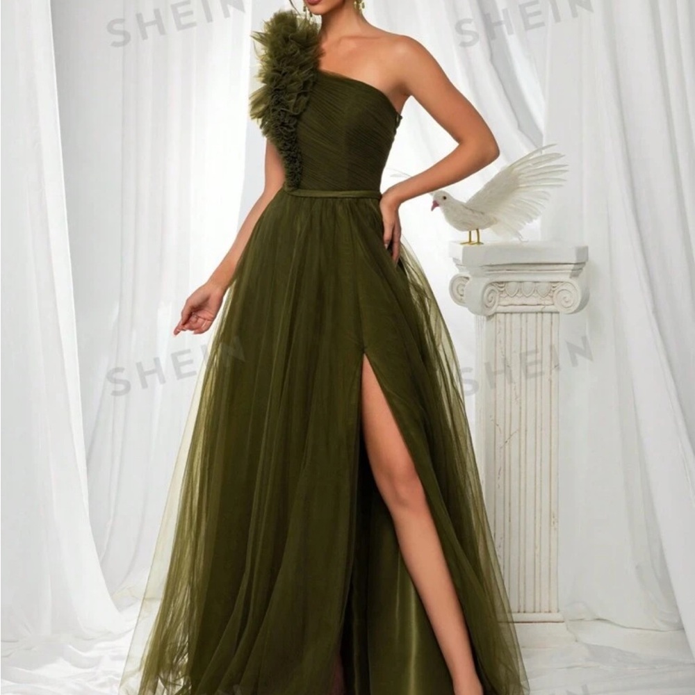 SHEIN Olive Green One Shoulder Dress